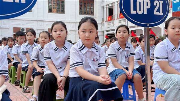 Tân Hưng quyết liệt phổ cập giáo dục và xóa mù chữ 