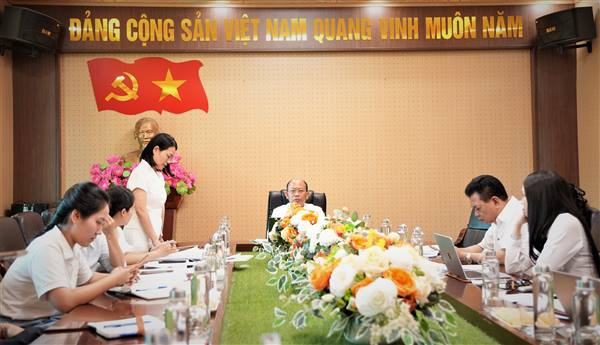 Đoàn giám sát HĐND phường giám sát trực tiếp và công bố kết quả khảo sát tại Trung tâm Phục vụ hành chính công 