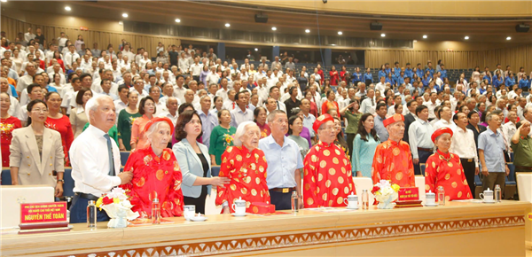 Lễ phát động hưởng ứng Tháng hành động vì người cao tuổi