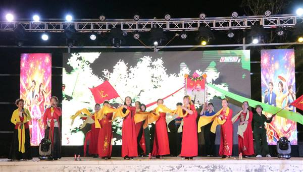 
Giấy mời dự buổi Tổng duyệt Liên hoan Ca múa nhạc không chuyên thành phố Hải Phòng năm 2026 của phường Tân Hưng
