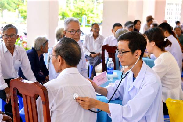 Thông báo V/v thay đổi lịch khám sức khỏe định kỳ cho người cao tuổi tại Kế hoạch số 132/KH-UBND