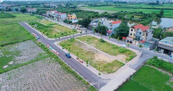 Thông báo về việc công bố kế hoạch danh mục khu đất thực hiện đấu giá quyền
sử dụng đất năm 2026 trên địa bàn phường Tân Hưng