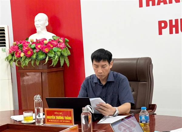Thường trực Đảng ủy phường họp nghe báo cáo sơ kết một năm sắp xếp tổ chức bộ máy hoạt động và Kế hoạch tổ chức kỷ niệm 79 năm Ngày Thương binh - Liệt sĩ