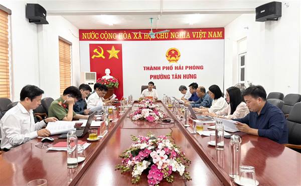Hội nghị Ban Thường vụ Đảng ủy nghe báo cáo sơ kết 1 năm thực hiện sắp xếp đơn vị hành chính và xây dựng chính quyền địa phương hai cấp