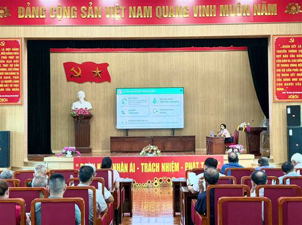 Hỗ trợ các Tổ trưởng Tổ dân phố và Ban quản lý tổ tiết kiệm vay vốn về nghiệp vụ vay vốn chính sách tại phường Tân Hưng

