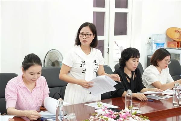 Thường trực Đảng ủy phường nghe báo cáo kết quả công tác giáo dục năm học 2025-2026