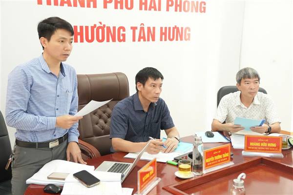 UBND phường Tân Hưng họp phiên thường kỳ tháng 7 năm 2026