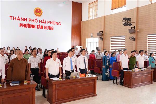 Kỳ họp thứ Ba HĐND phường Tân Hưng: Quyết liệt điều chỉnh tổ chức, thúc đẩy phát triển kinh tế - xã hội 6 tháng cuối năm