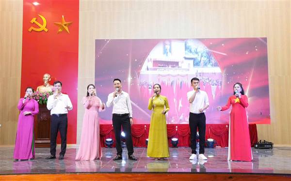 “Mùa thu lịch sử” – Đêm văn nghệ đặc sắc chào mừng 19/8 và Kỷ niệm Quốc khánh 2/9 