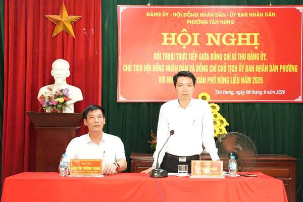 Lãnh đạo phường Tân Hưng tiếp xúc, đối thoại trực tiếp với cán bộ, nhân dân Tổ dan phố Đông Liễu