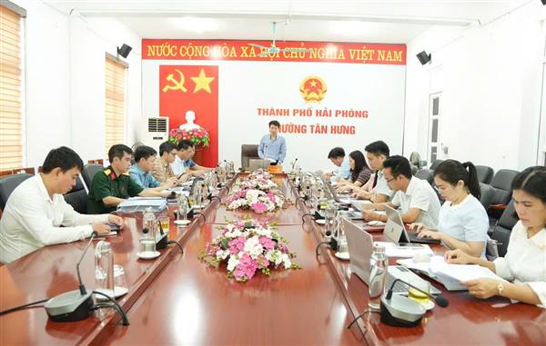 UBND phường Tân Hưng tổ chức phiên họp thường kỳ tháng 9