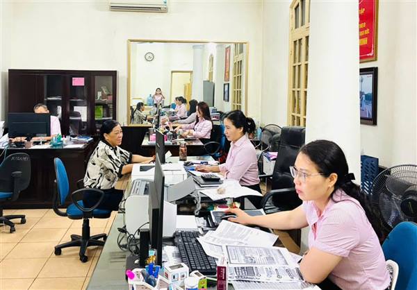 Sáp nhập điểm giao dịch NHCSXH Ngọc Sơn và Tân Hưng 2 vào Điểm giao dịch Tân Hưng 
