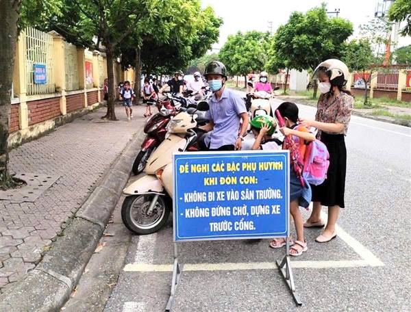 Thành lập mô hình “Cổng trường an toàn” 