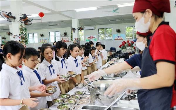 Tăng cường bảo đảm an toàn thực phẩm trong cơ sở giáo dục