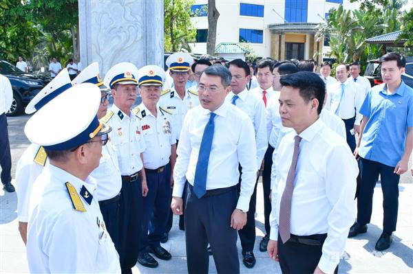 Hoạt động của Thủ tướng Chính phủ Lê Minh Hưng tại Hải Phòng