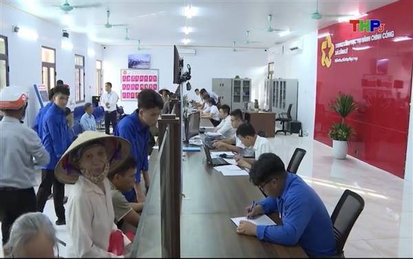 100% cán bộ, công chức Tân Kỳ ứng dụng chính quyền số