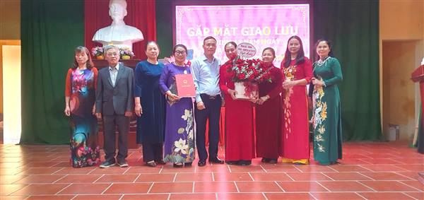 Hội Cựu giáo chức xã Tân Kỳ hợp nhất và gặp mặt kỷ niệm 43 năm Ngày Nhà giáo Việt Nam