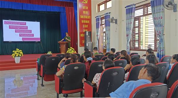 MTTQ xã Tân Kỳ phối hợp tuyên truyền pháp luật về trật tự ATTGT, phòng chống ma túy cho cán bộ, hội viên