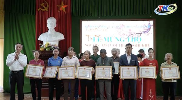 Thôn Nghi Khê tổ chức chúc thọ, mừng thọ 132 cụ cao niên dịp Tết Bính Ngọ 2026
