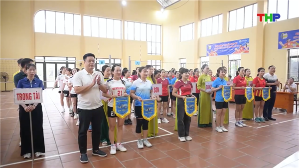 HẤP DẪN GIẢI BÓNG CHUYỀN HƠI NỮ XÃ TÂN KỲ