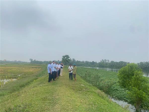 KIỂM TRA HỆ THỐNG CÔNG TRÌNH THỦY LỢI TRÊN ĐỊA BÀN XÃ