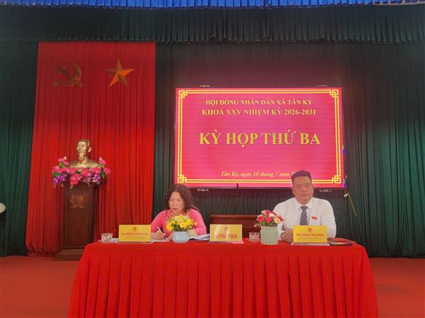 HĐND XÃ TÂN KỲ THÔNG QUA 7 NGHỊ QUYẾT TRỌNG TÂM 6 THÁNG CUỐI NĂM 2026