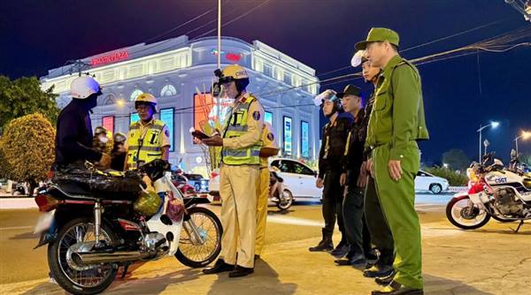 Tiểu phẩm pháp luật: Chén rượu đêm trung thu