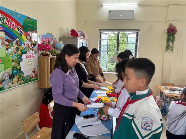 Trường TH Đoàn Lập: Sôi nổi hội thi giáo viên chủ nhiệm giỏi, chào mừng ngày Nhà giáo Việt Nam 20/11