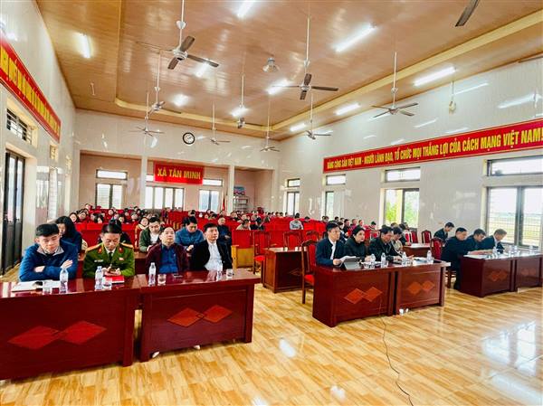 Xã Tân Minh tham dự Hội nghị Ban Thường vụ Thành uỷ học tập, quán triệt Nghị quyết Đại hội Đảng bộ thành phố lần thứ I, nhiệm kỳ 2025-2030; Tổng kết công tác chuẩn bị và tổ chức Đại hội Đảng bộ thành phố lần thứ I