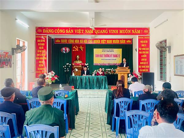 Chi bộ thôn Quan Bồ tổ chức sinh hoạt thường kỳ tháng 12 năm 2025