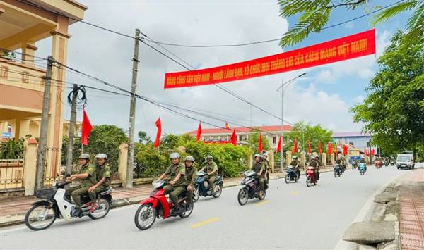 Công an xã Tân Minh ra quân cao điểm thực hiện mục tiêu xã, phường, đặc khu không ma túy