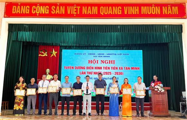 Xã Tân Minh tổ chức Hội nghị Tuyên dương điển hình tiên tiến lần thứ nhất