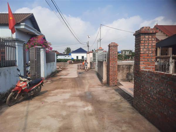 Nhân dân Cụm dân cư số 3, thôn An Thạch chung tay hiến đất, mở rộng đường làng, ngõ xóm