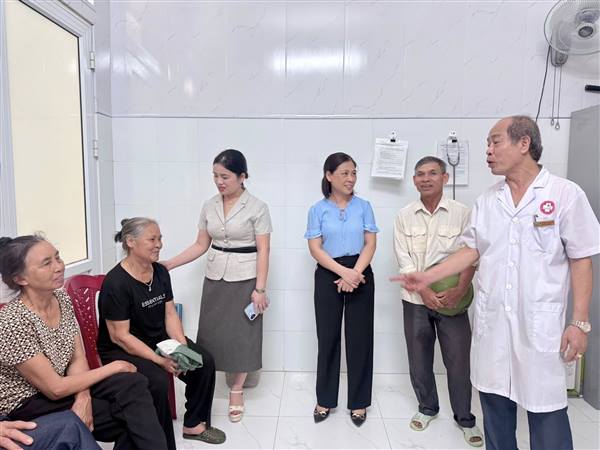 CHĂM SÓC SỨC KHỎE NGƯỜI CAO TUỔI – LAN TỎA SỰ QUAN TÂM TỪ CỘNG ĐỒNG