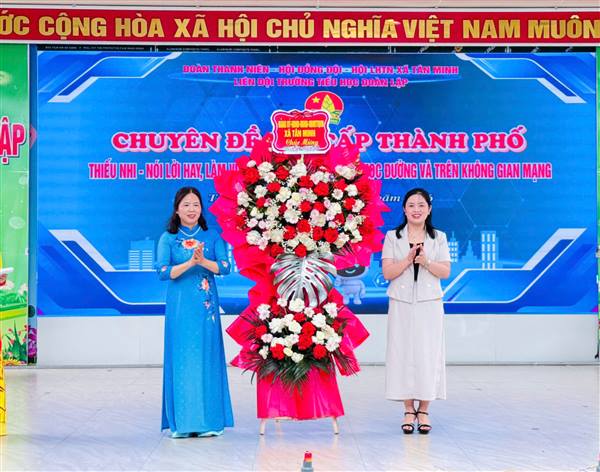 SÔI NỔI CHUYÊN ĐỀ CẤP THÀNH PHỐ “THIẾU NHI - NÓI LỜI HAY, LÀM VIỆC TỐT, ỨNG XỬ VĂN MINH HỌC ĐƯỜNG VÀ TRÊN KHÔNG GIAN MẠNG” TẠI TRƯỜNG TIỂU HỌC ĐOÀN LẬP