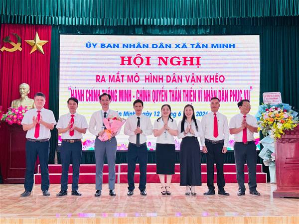 XÃ TÂN MINH RA MẮT MÔ HÌNH DÂN VẬN KHÉO “HÀNH CHÍNH THÔNG MINH - CHÍNH QUYỀN THÂN THIỆN VÌ NHÂN DÂN PHỤC VỤ”
