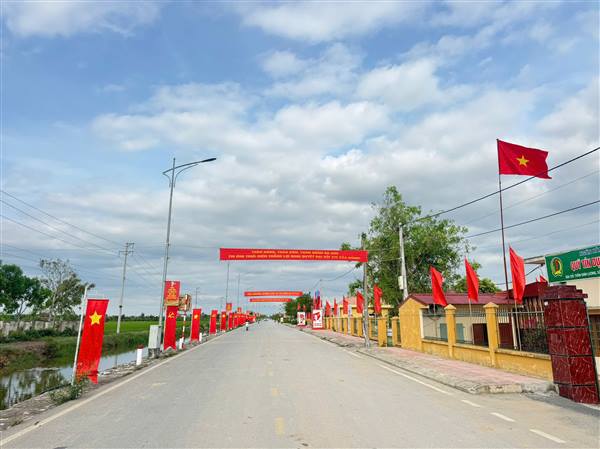 Tân Minh vững bước dưới cờ Độc lập