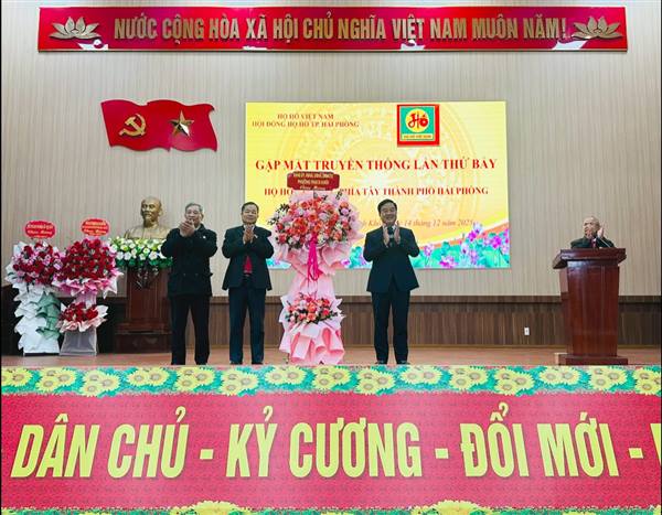 Gặp mặt truyền thống lần thứ VII dòng họ Hồ khu vực phía Tây thành phố Hải Phòng