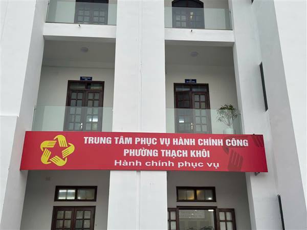 THÀNH LẬP NHÓM “ HỖ TRỢ THỦ TỤC HÀNH CHÍNH PHƯỜNG THẠCH KHÔI”