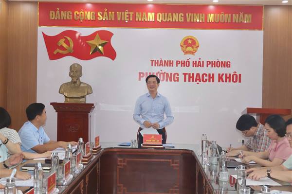 Đồng chí Phạm Văn Lập - Phó Bí thư Thành uỷ, Chủ tịch Uỷ ban MTTQ Thành phố Hải Phòng kiểm tra công tác chuẩn bị, tổ chức Đại hội Đảng bộ phường Thạch Khôi lần thứ nhất, nhiệm kỳ 2025 - 2030