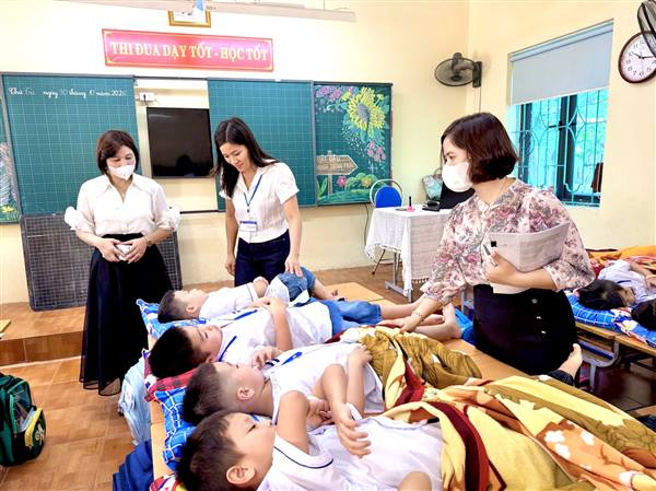 Phường Thạch Khôi hoàn thành diễn tập ứng phó ngộ độc thực phẩm nhiều người mắc tại các trường học