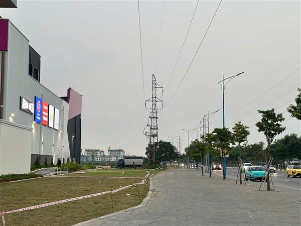 Phường Thạch Khôi ra quân xử lý dứt điểm bãi trông giữ xe tự phát tại khu vực Trung tâm Dịch vụ Bách hoá tổng hợp AEON Hải Dương