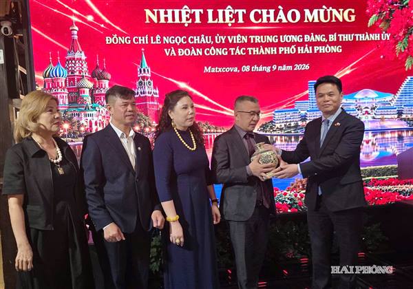 Bí thư Thành ủy Lê Ngọc Châu gặp gỡ cộng đồng người Hải Phòng tại Nga