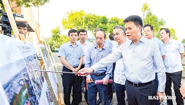 Phấn đấu xây dựng Hải Phòng trở thành thành phố Cảng hiện đại, văn minh, đi đầu trong xây dựng mô hình chủ nghĩa xã hội gắn với con người xã hội chủ nghĩa