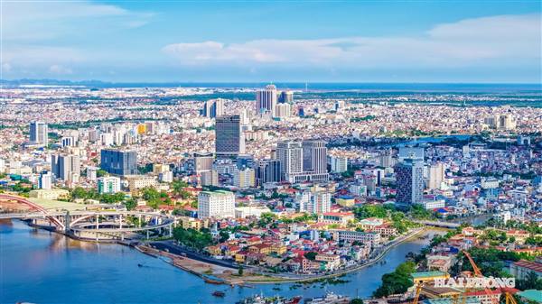 Xây dựng mô hình chủ nghĩa xã hội gắn với con người xã hội chủ nghĩa tại Hải Phòng: Những điều đã thấy - Bài 1: Kinh tế phát triển, đời sống đổi thay