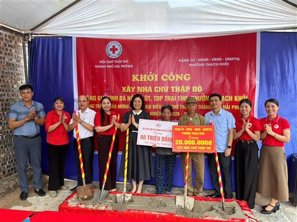 Khởi công xây Nhà Chữ thập đỏ