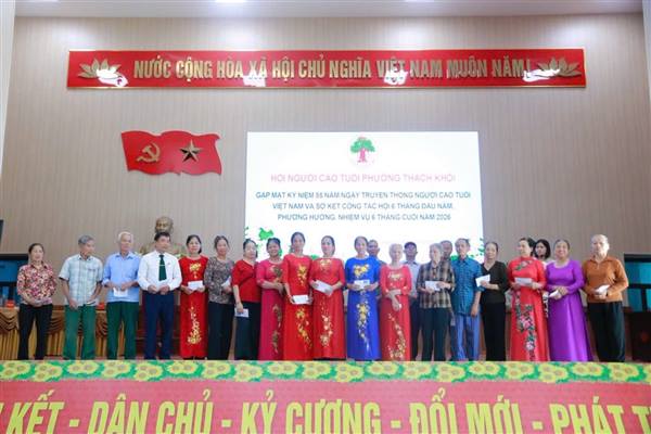 Gặp mặt kỷ niệm 85 năm ngày truyền thống người cao tuổi Việt Nam