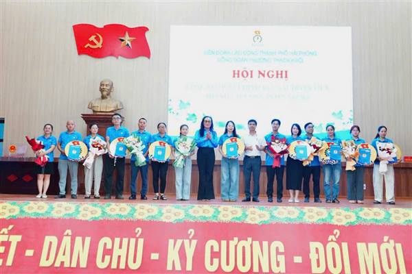 Công đoàn phường Thạch Khôi thành lập 8 công đoàn cơ sở