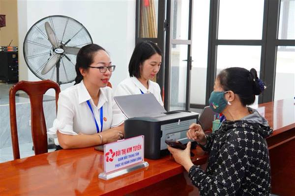 Hỗ trợ lưu động người dân thực hiện thủ tục hành chính