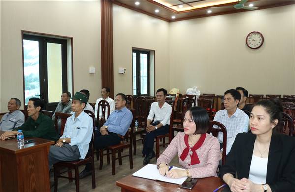 Cán bộ Mặt trận xã Thái Tân tham dự tập huấn Hệ thống thông tin điều hành tác nghiệp Mặt trận Tổ quốc Việt Nam